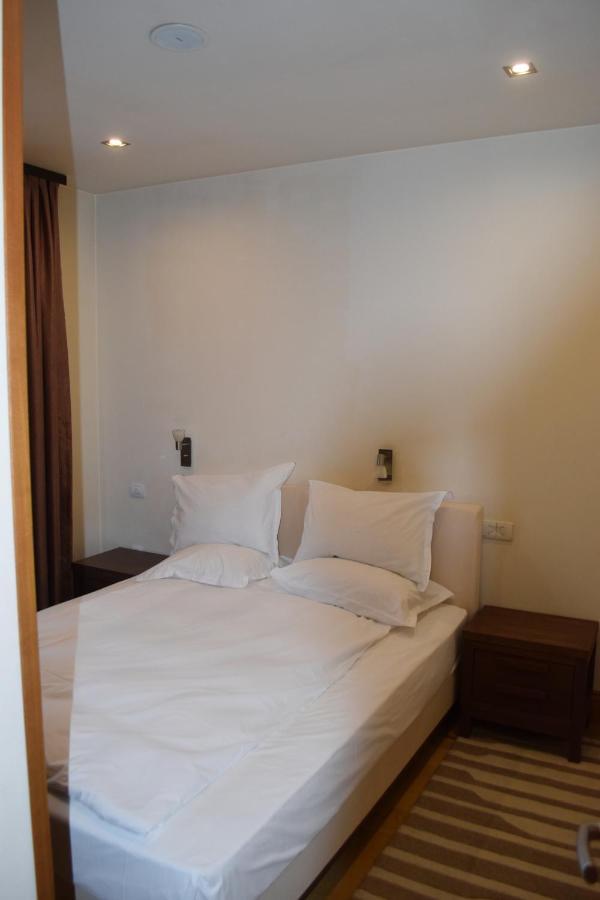 The Lodge Hotel โบโรเวทส์ ภายนอก รูปภาพ